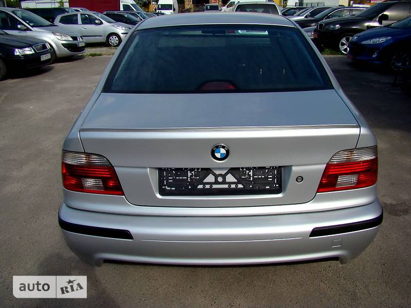 Седан BMW 5 Series 2000 в Львове