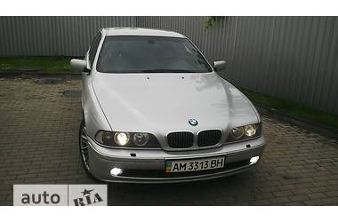Седан BMW 5 Series 2001 в 