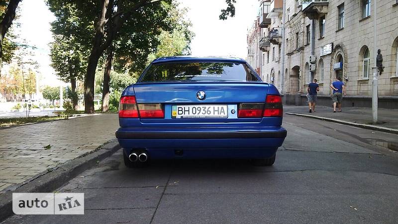 Седан BMW 5 Series 1993 в Киеве