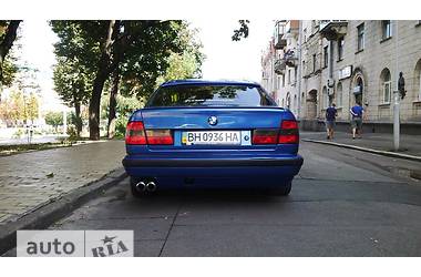 Седан BMW 5 Series 1993 в Киеве