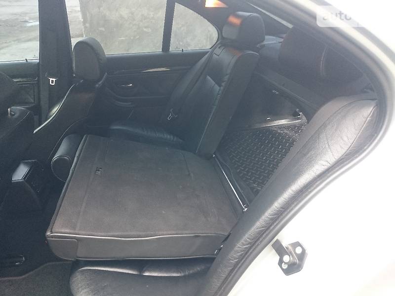 Седан BMW 5 Series 2002 в Каменец-Подольском