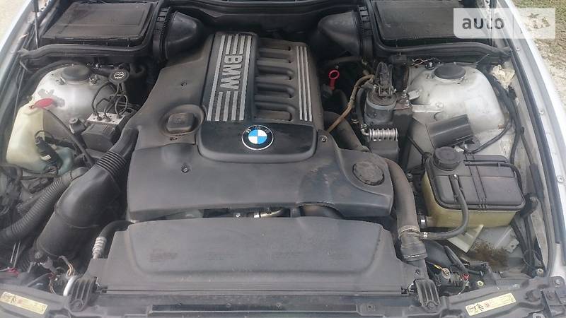 Седан BMW 5 Series 2002 в Каменец-Подольском