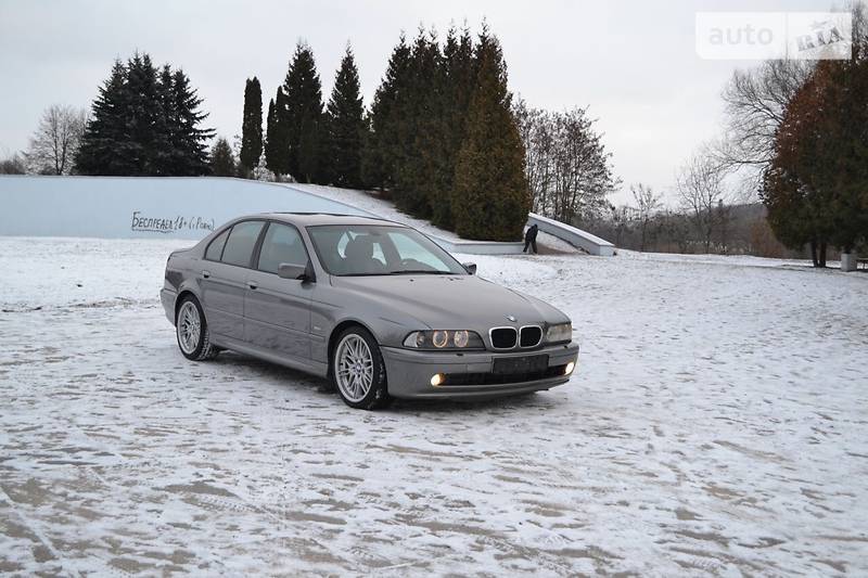 Седан BMW 5 Series 2003 в Ровно