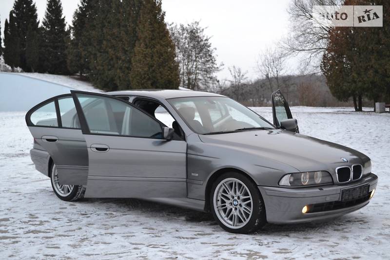 Седан BMW 5 Series 2003 в Ровно