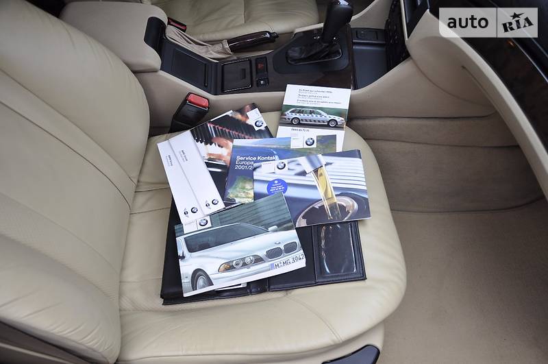 Седан BMW 5 Series 2003 в Ровно