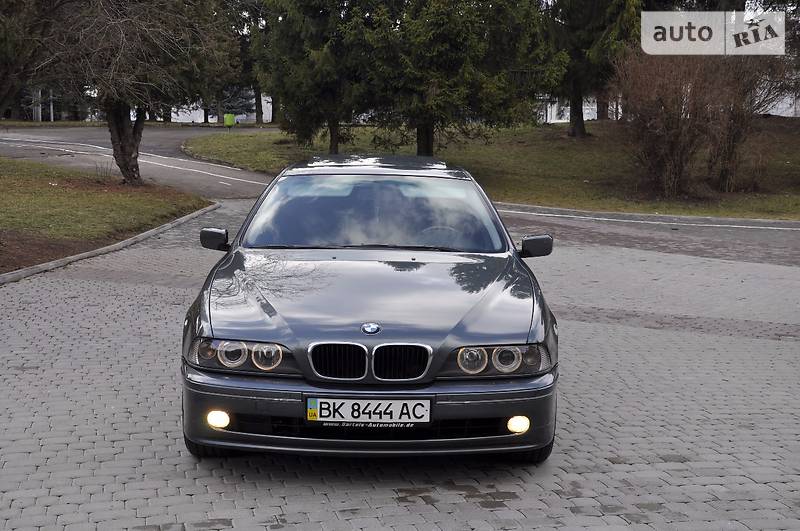 Седан BMW 5 Series 2003 в Ровно