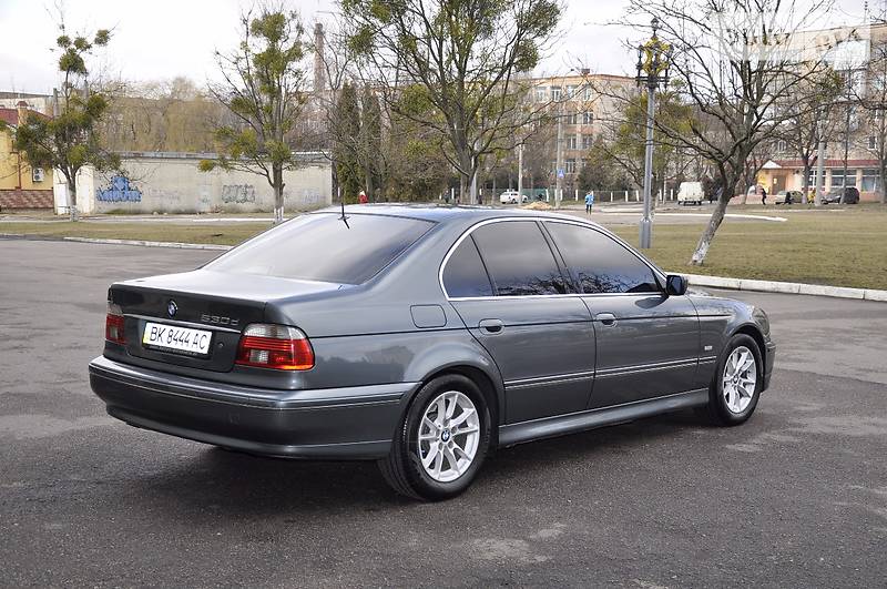 Седан BMW 5 Series 2003 в Ровно