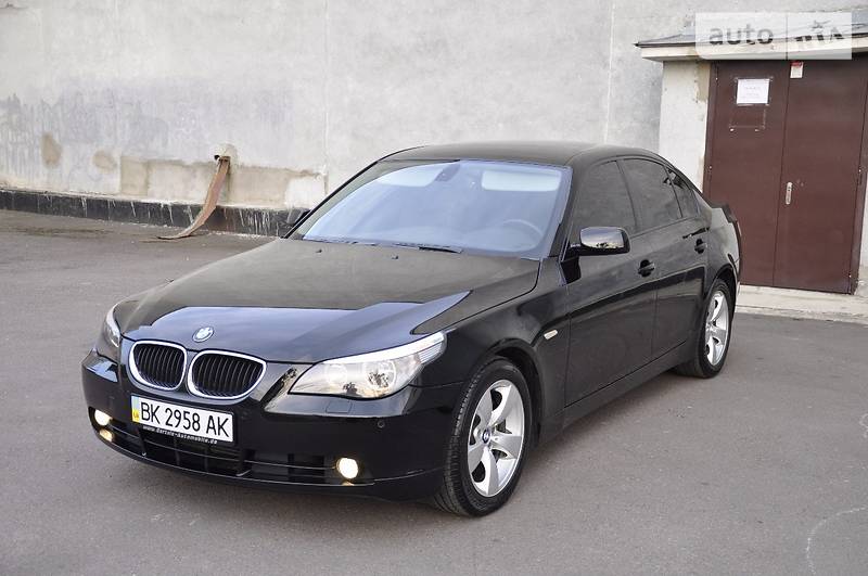 Седан BMW 5 Series 2004 в Ровно