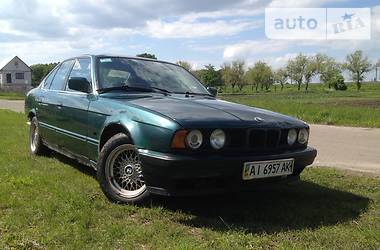 Седан BMW 5 Series 1991 в Березані