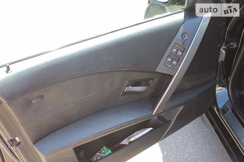 Седан BMW 5 Series 2005 в Николаеве