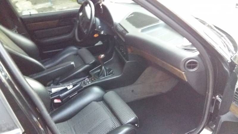 Седан BMW 5 Series 1993 в Киеве