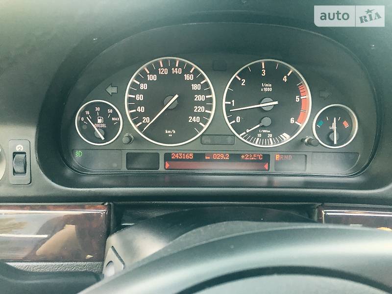 Седан BMW 5 Series 2003 в Ровно