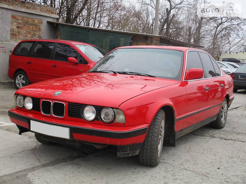 Седан BMW 5 Series 1989 в Николаеве