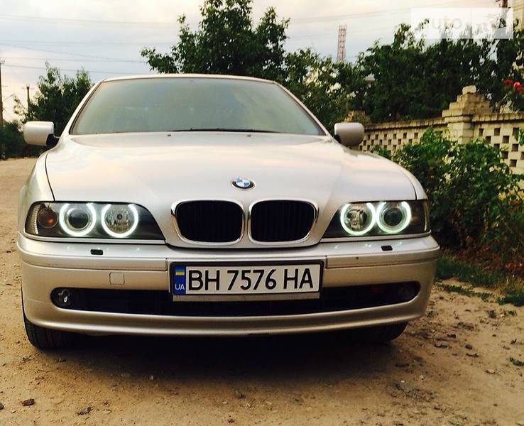 Седан BMW 5 Series 2002 в 