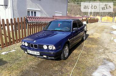 Седан BMW 5 Series 1993 в Тячеве