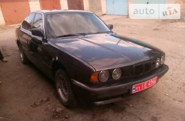 Седан BMW 5 Series 1988 в Киеве