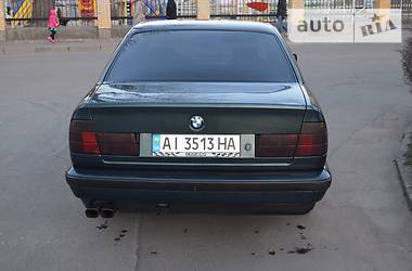 Седан BMW 5 Series 1993 в Киеве