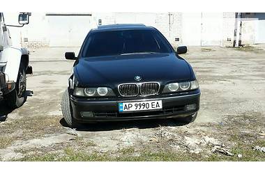 Седан BMW 5 Series 1999 в Запорожье