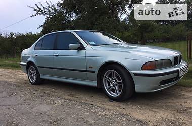 Седан BMW 5 Series 1999 в Черновцах