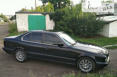 Седан BMW 5 Series 1993 в Покровске