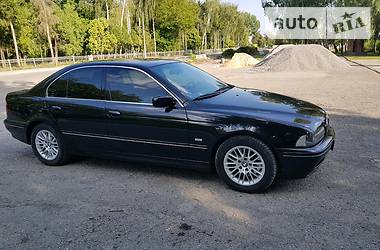 Седан BMW 5 Series 2002 в Лановцах