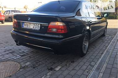 Седан BMW 5 Series 2003 в Львові