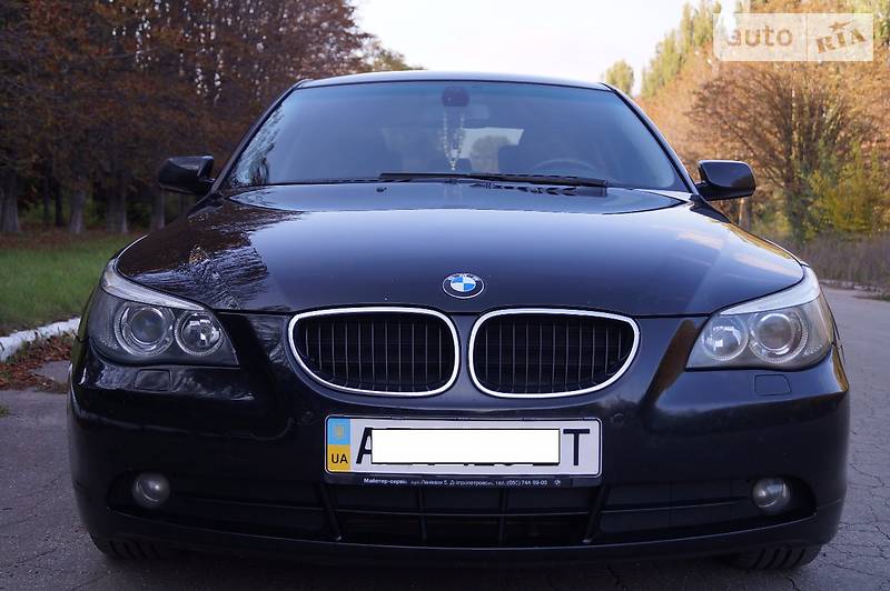 Седан BMW 5 Series 2005 в Днепре