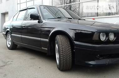 Седан BMW 5 Series 1989 в Киеве