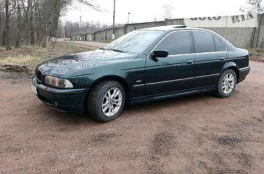 Седан BMW 5 Series 1996 в Коростене