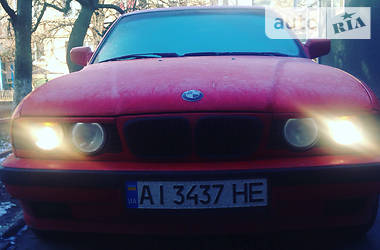 Седан BMW 5 Series 1992 в Броварах