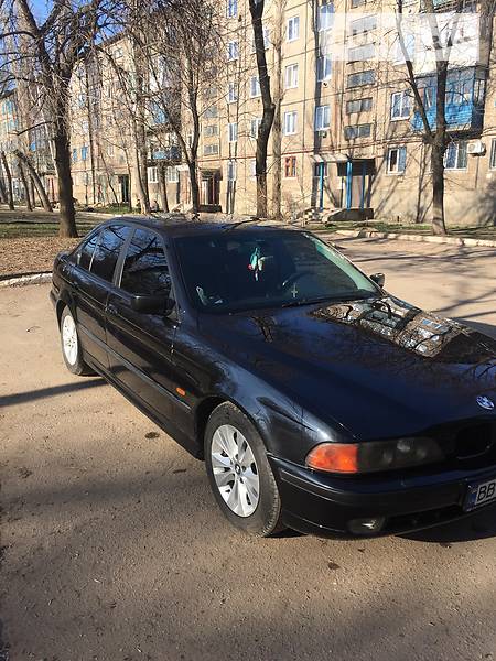 Седан BMW 5 Series 1997 в Луганске