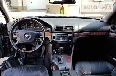 Седан BMW 5 Series 2002 в Ровно