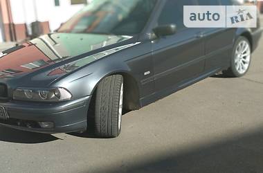 Седан BMW 5 Series 1997 в Мелитополе