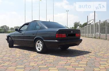 Седан BMW 5 Series 1994 в Львові