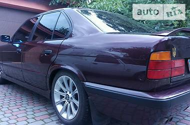 Седан BMW 5 Series 1993 в Львове