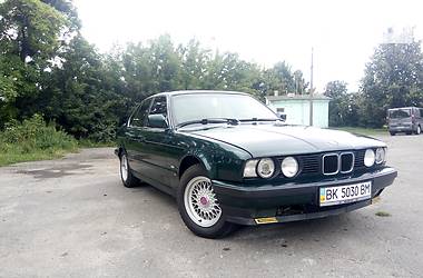 Седан BMW 5 Series 1991 в Дубно