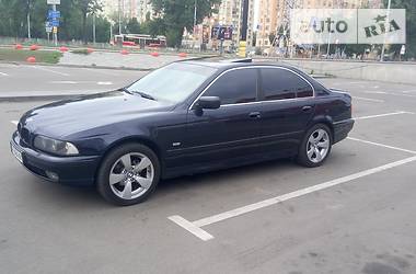 Седан BMW 5 Series 2001 в Киеве