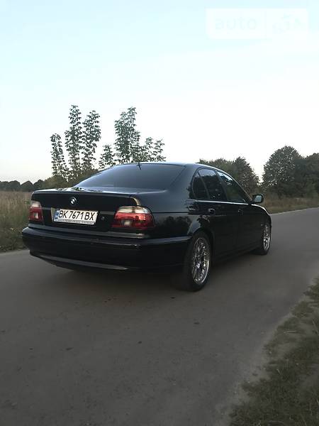BMW 5 Series 2003 в Дубно