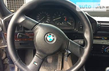 Седан BMW 5 Series 1989 в Мариуполе