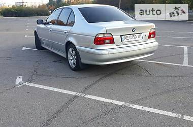 Седан BMW 5 Series 2001 в Кривом Роге