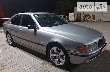 Седан BMW 5 Series 1997 в Кривом Роге