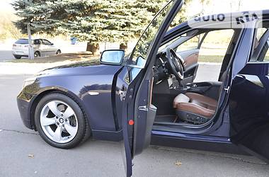 Седан BMW 5 Series 2005 в Ровно