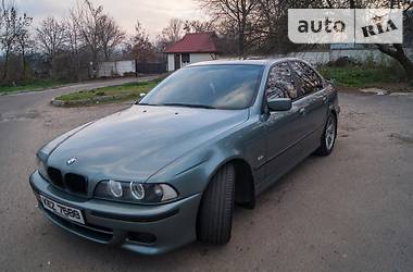 Седан BMW 5 Series 2002 в Львове