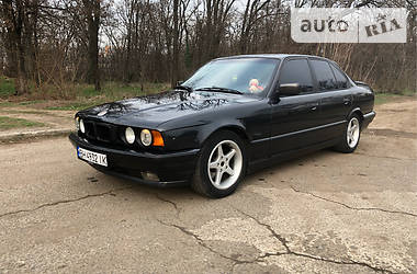 Седан BMW 5 Series 1990 в 