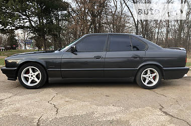 Седан BMW 5 Series 1990 в 