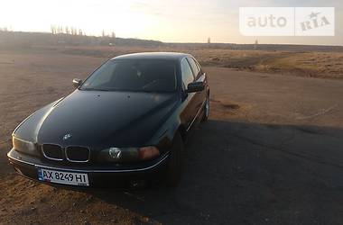 Седан BMW 5 Series 2000 в Харькове