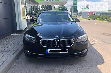 Седан BMW 5 Series 2010 в Ужгороде