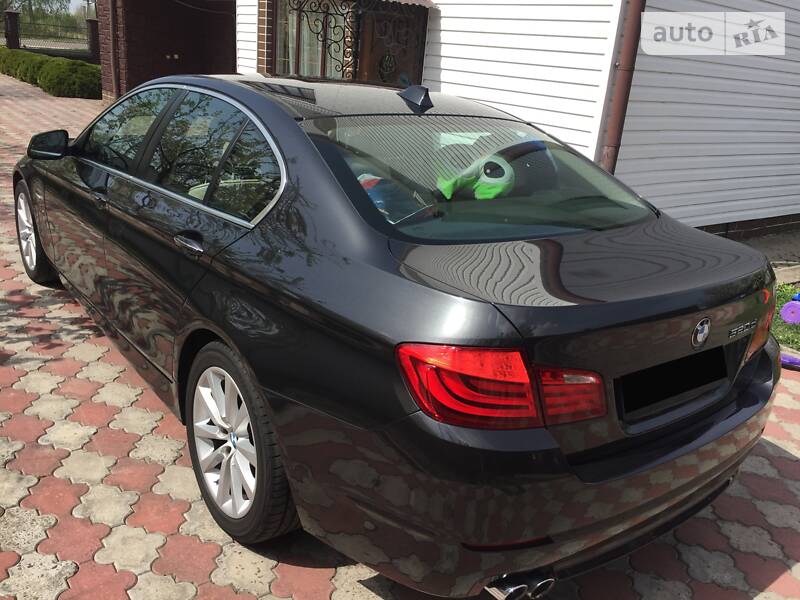 Седан BMW 5 Series 2011 в Луцке