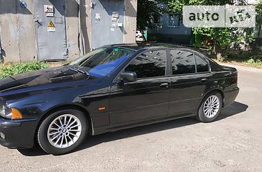 Седан BMW 5 Series 2001 в Харькове