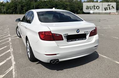 Седан BMW 5 Series 2013 в Львове